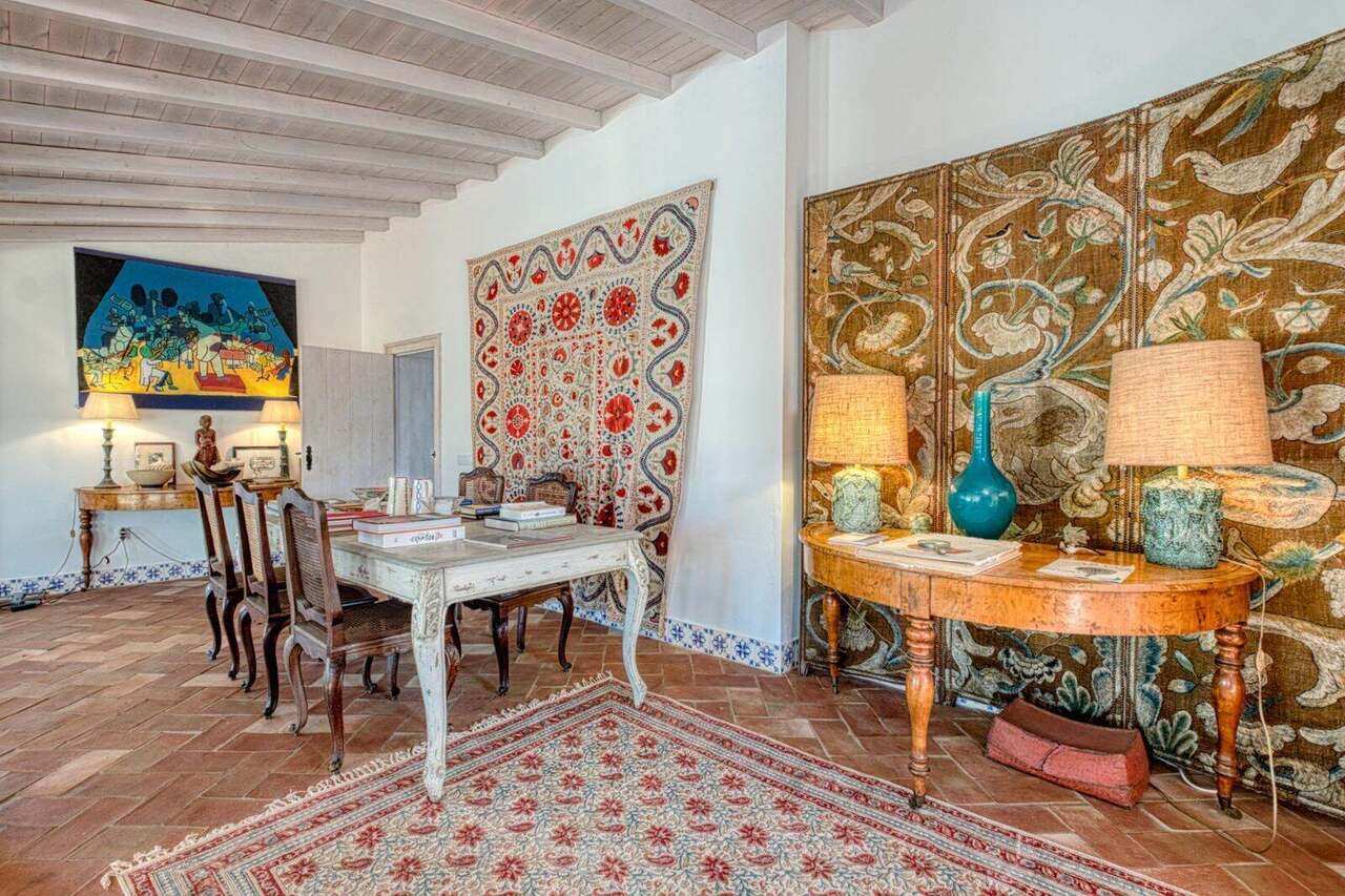 The dining room, table set